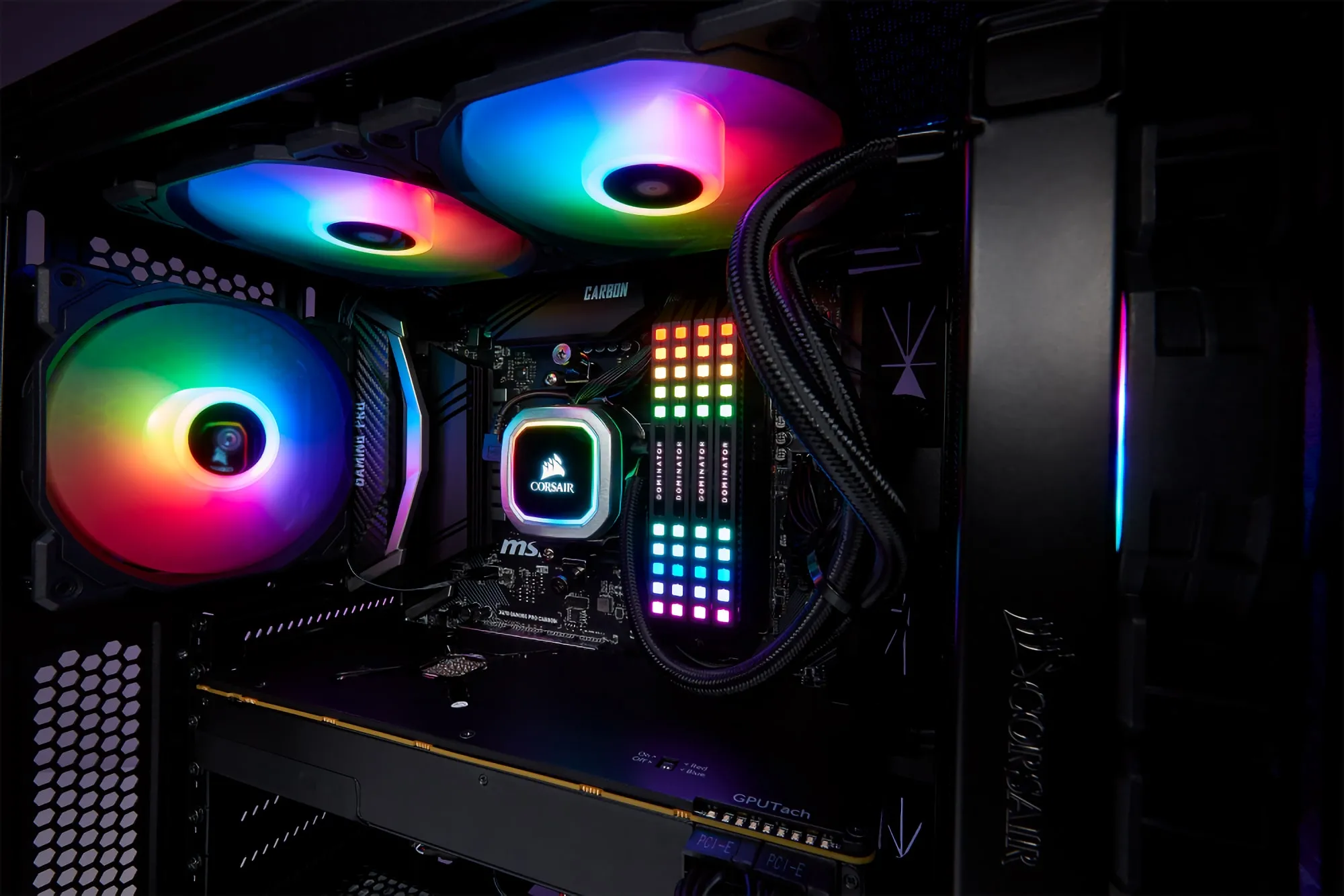 220T RGB Airflow