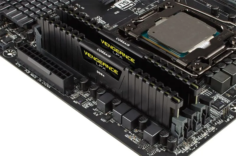 32GB Corsair Vengeance LPX Memory Modules