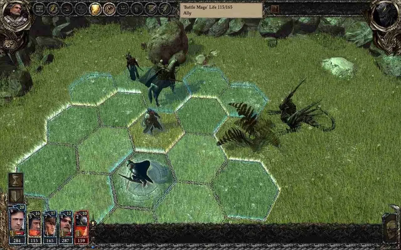 alt: Disciples III: Reincarnation gameplay screenshot showcasing the hexagonal grid battlefield