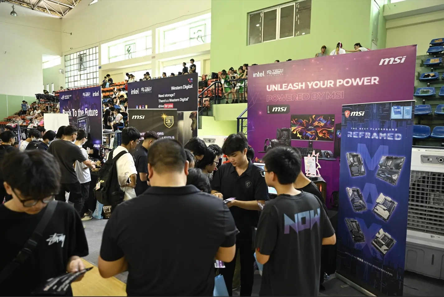 alt text: Attendees gather at the Tech Beat Season 2 event in Hanoi