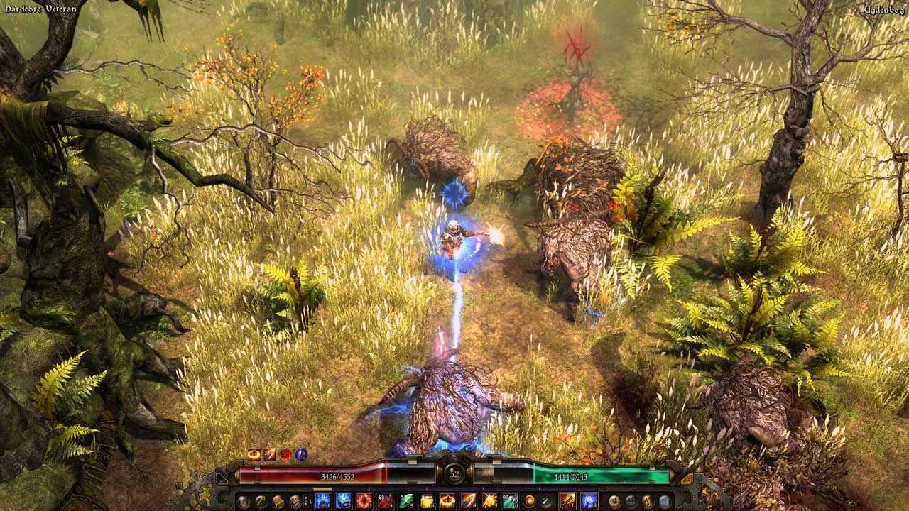 alt text describing the screenshot of grim dawn ashes of malmouth showing the character in action