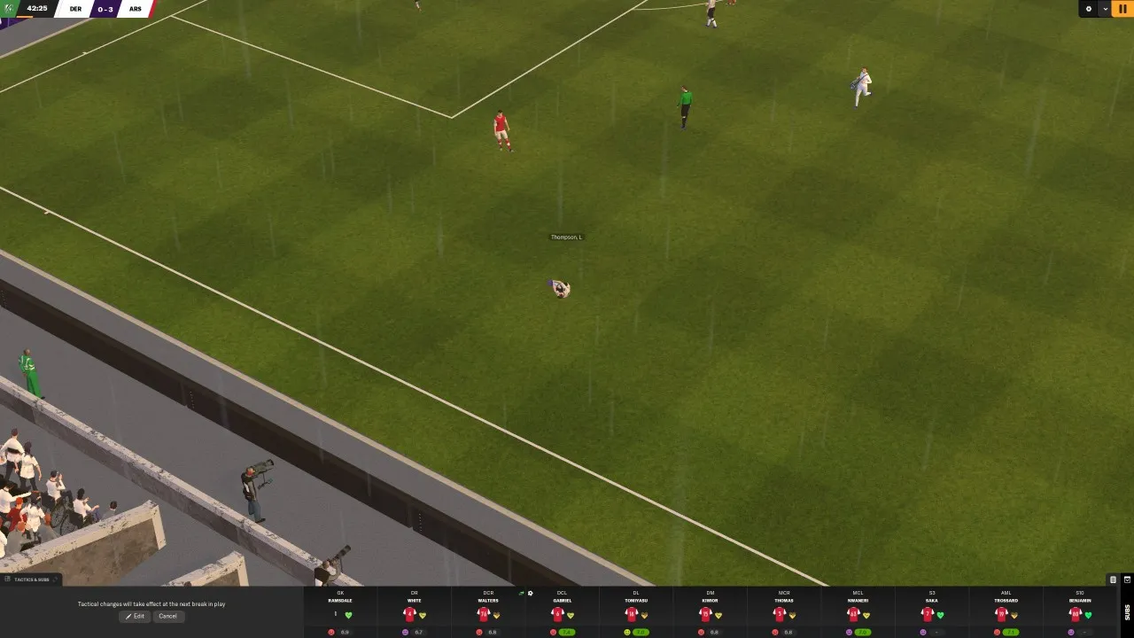 alt text showing a transfer negotiation screen within Football Manager 2024, displaying player details, transfer fees, and contract terms
