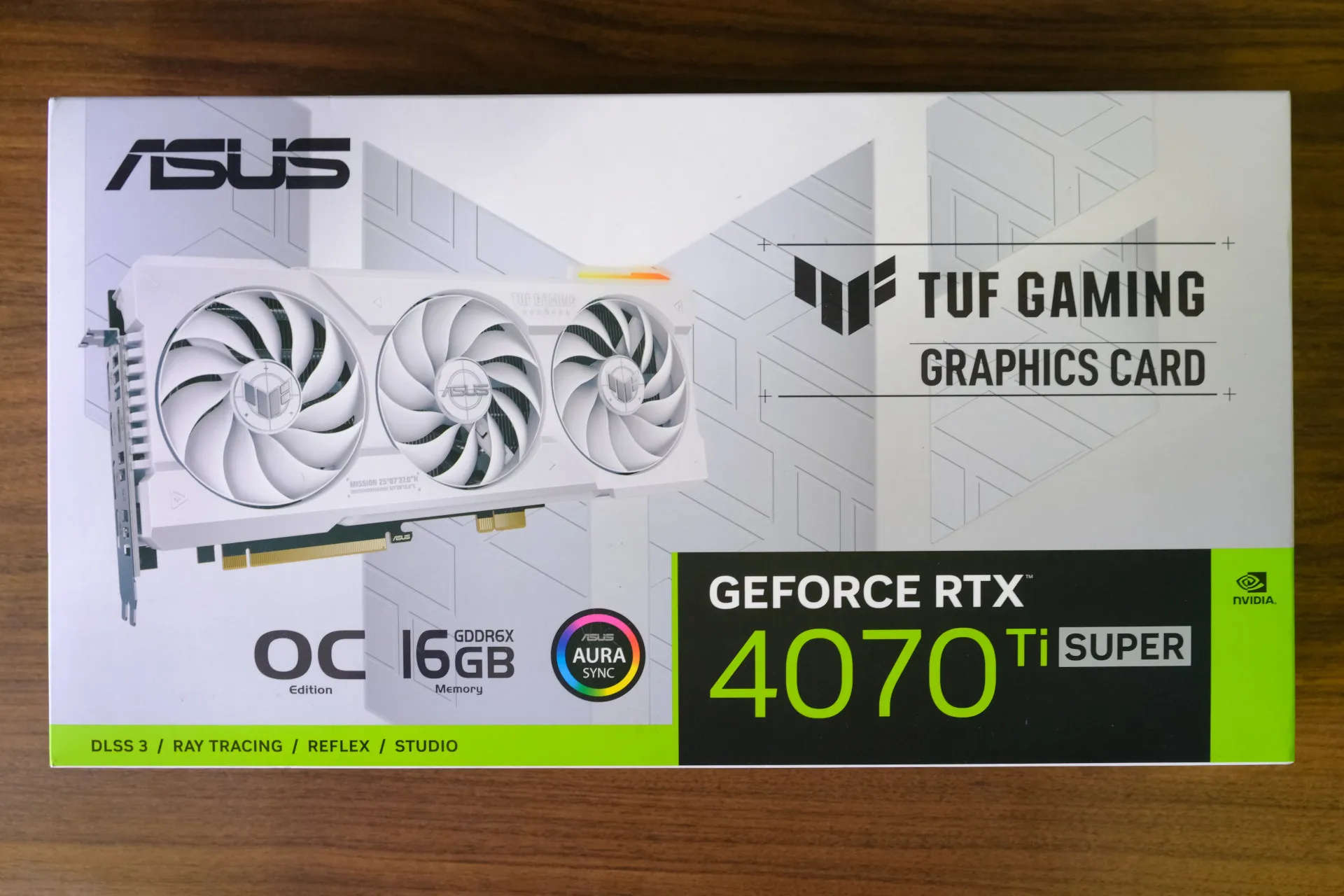 alt: TUF GAMING Z790-BTF WIFI Motherboard and RTX 4070 Ti SUPER BTF White OC Edition Graphics Card