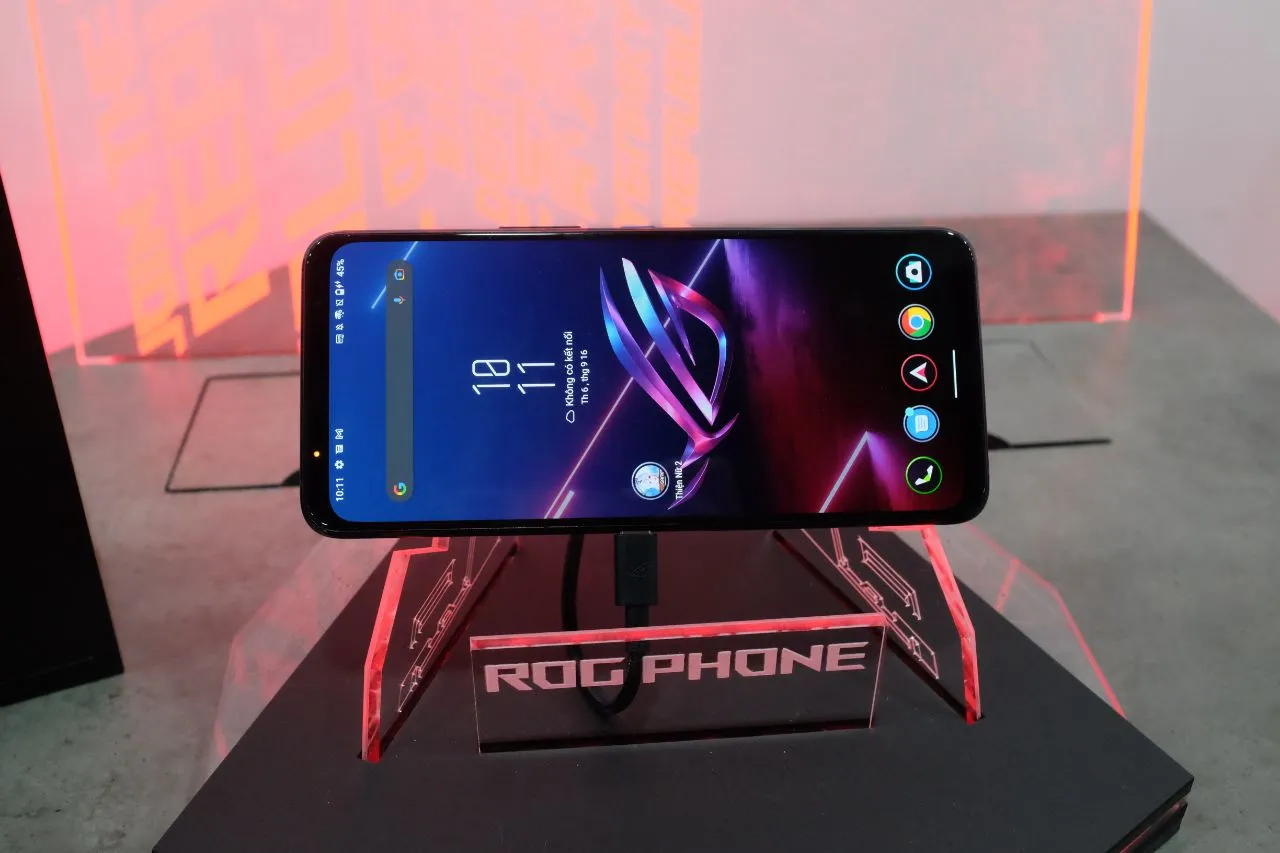 ASUS ROG Phone 6 - Display