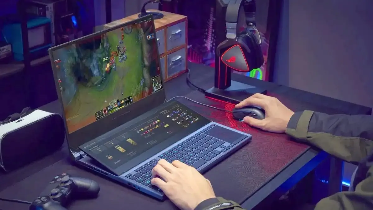 Close up of ASUS ROG Zephyrus Duo 15 highlighting key features