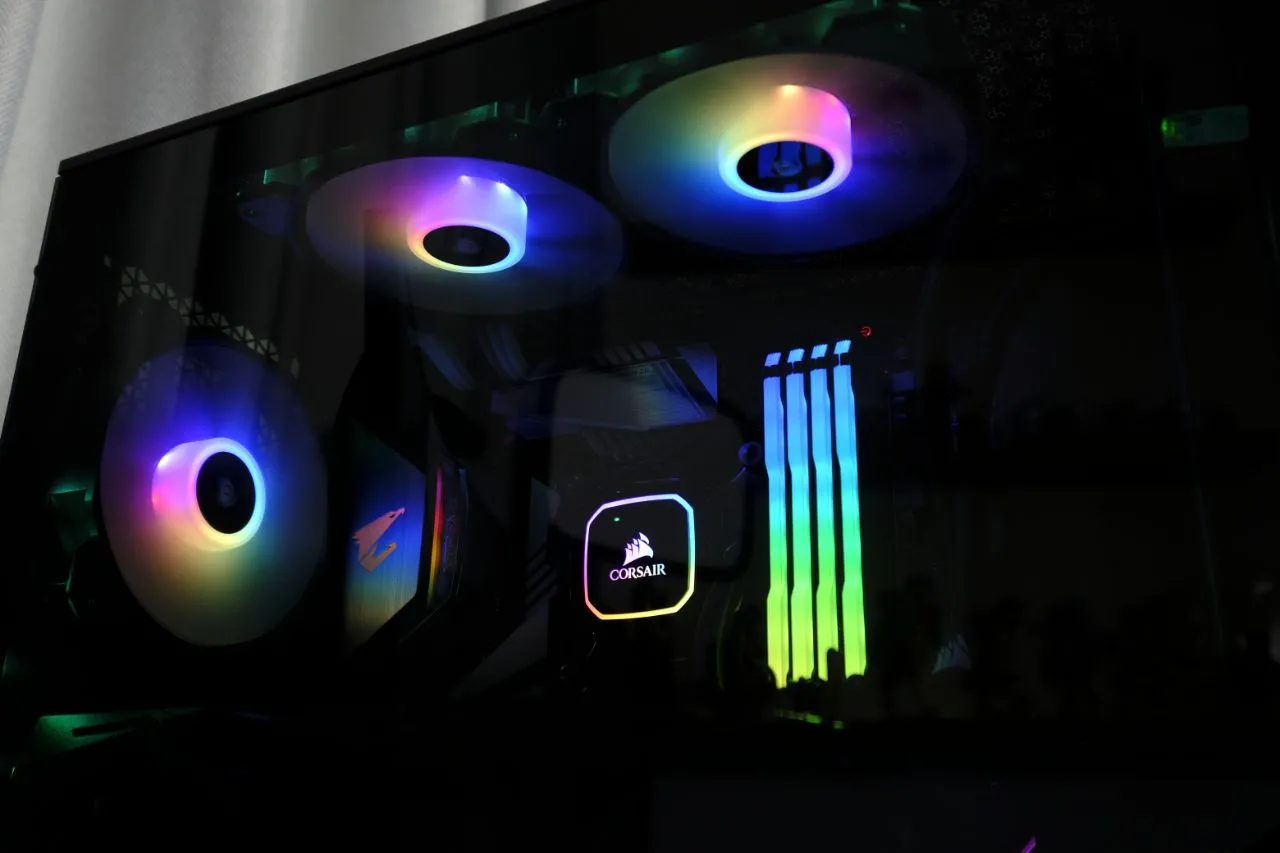 Corsair 4000X RGB rear panel