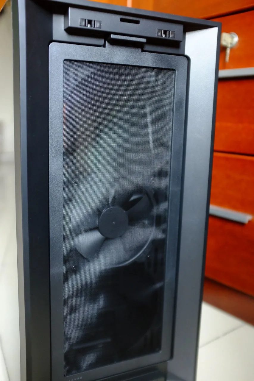 Corsair 5000D Airflow TG Black - Internal View