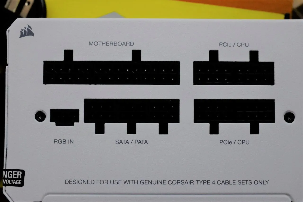 Corsair CX750F RGB - Connectors