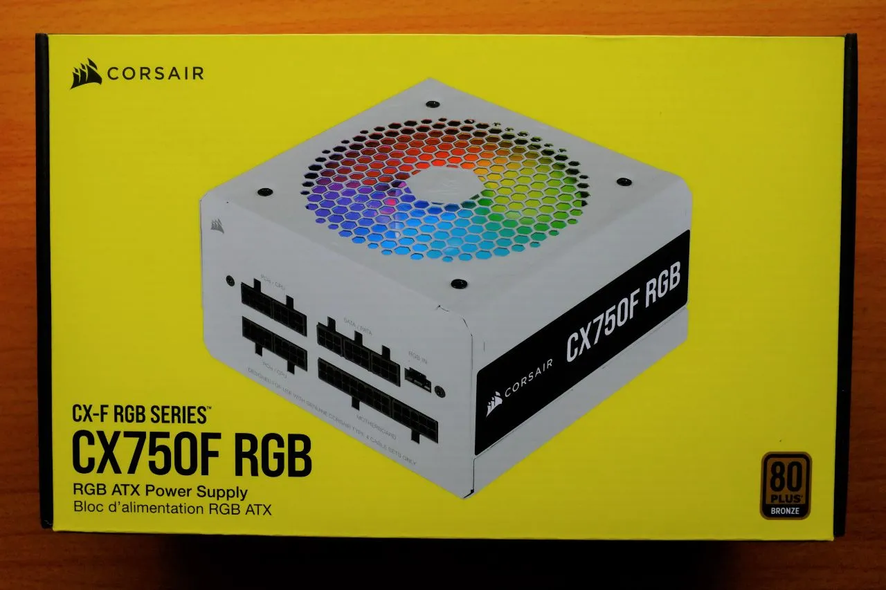 Corsair CX750F RGB - Inside View