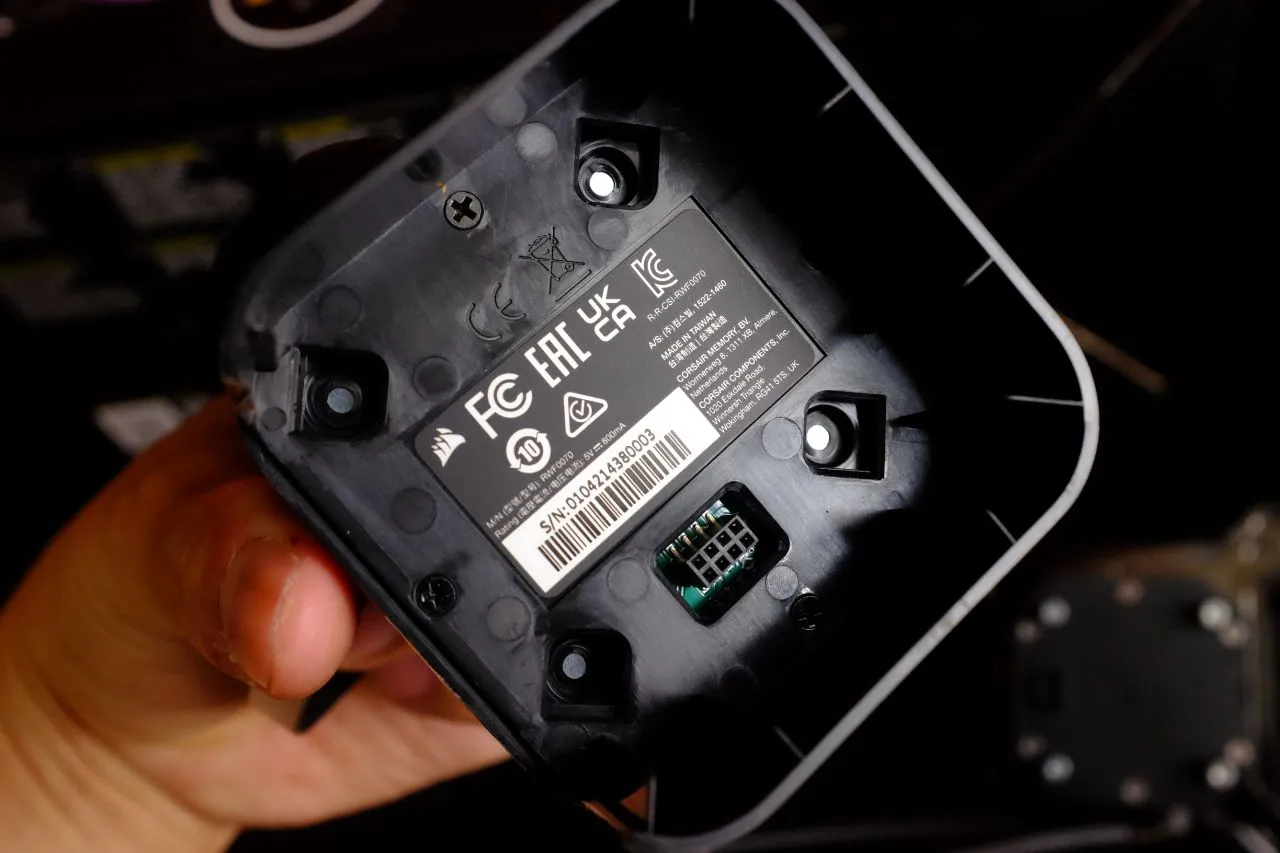 Corsair H150i Elite LCD Display ML120 Fans
