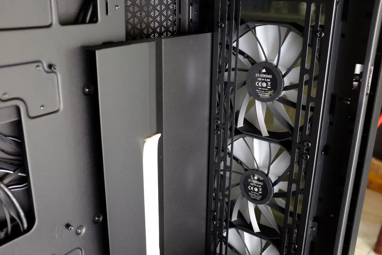 Corsair iCUE 7000X RGB - Fans