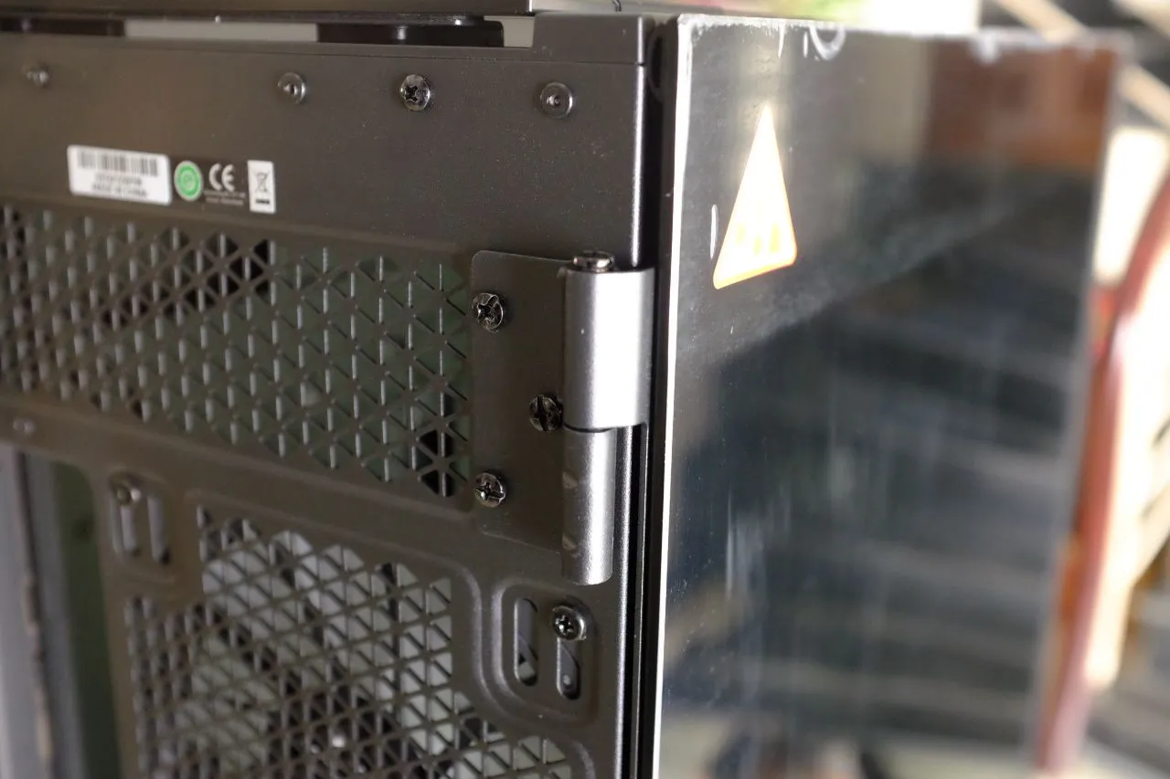 Corsair iCUE 7000X RGB - Side Panel
