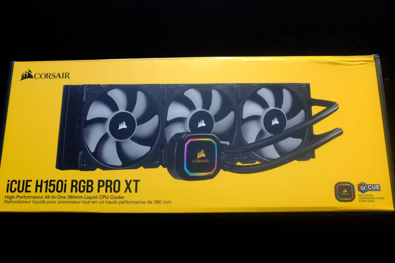 Corsair iCUE H150i RGB PRO XT 360mm - Packaging