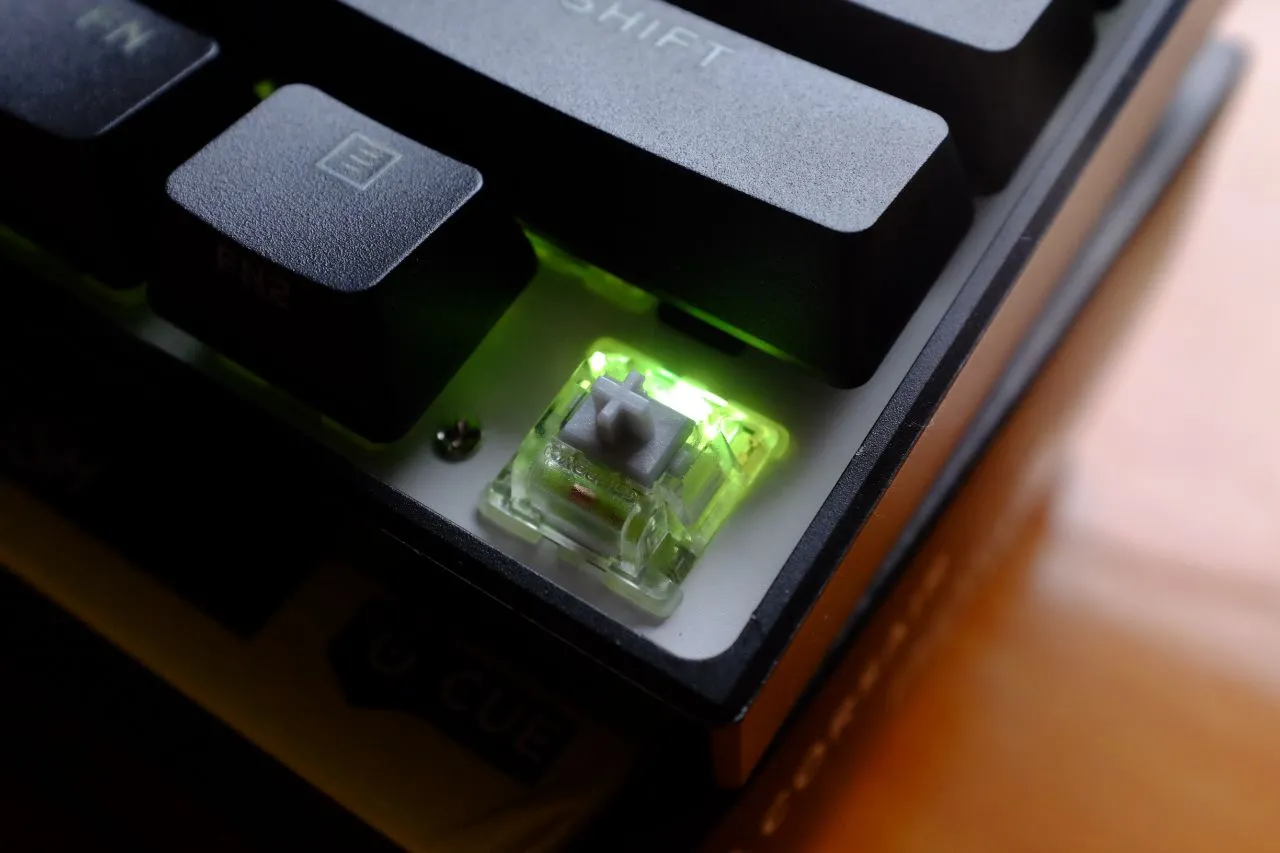 Corsair K65 RGB MINI MX Speed - Switches