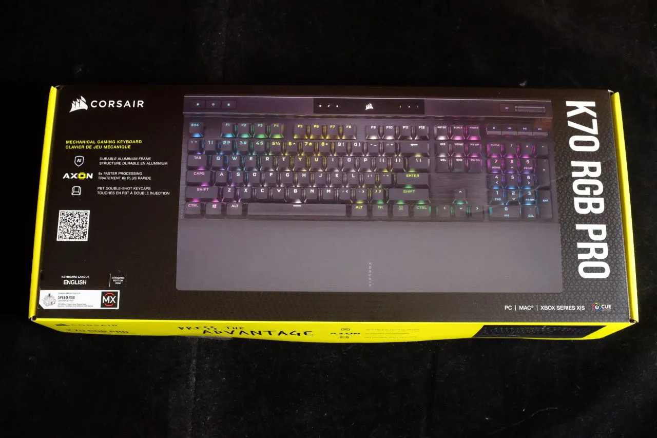 Corsair K70 RGB Pro Speed Switch keyboard and box