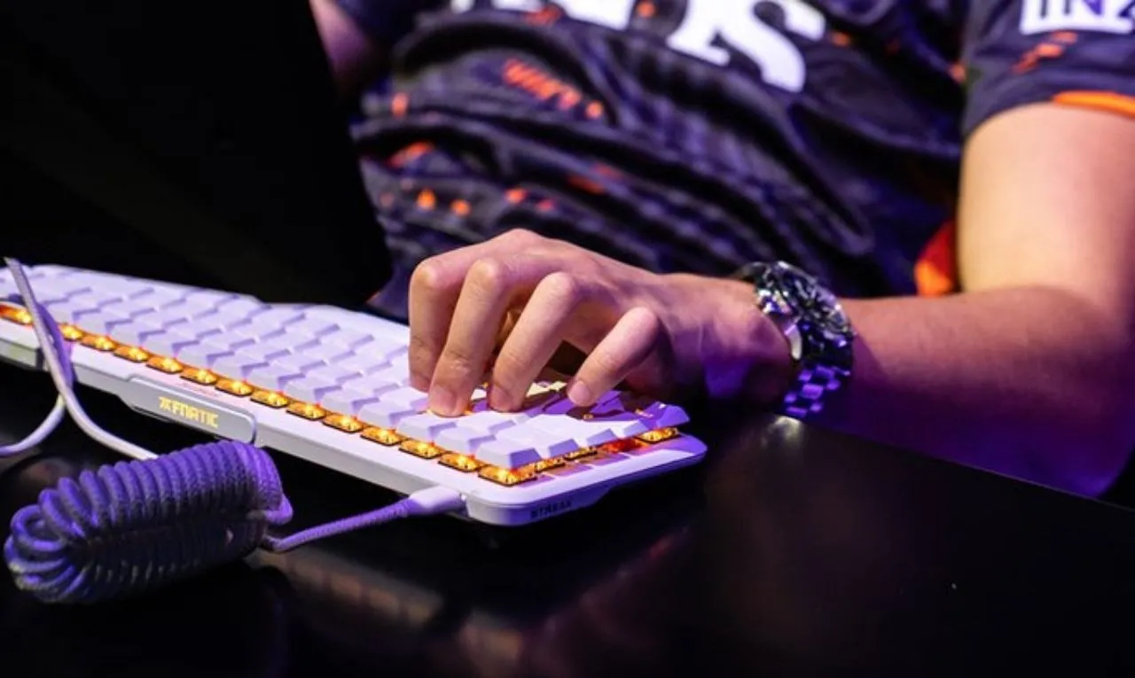 Fnatic Streak65 LP Low-Profile Mechanical Keyboard