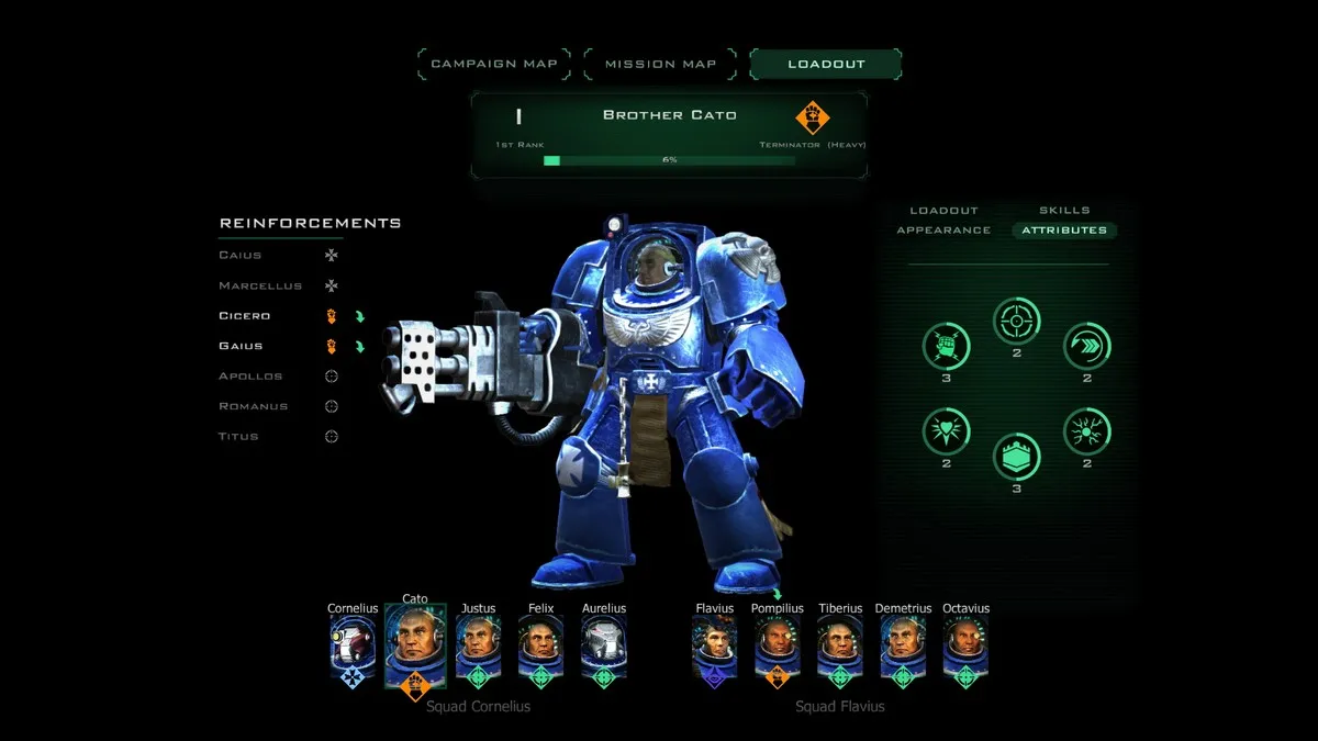 Genestealer attacking a Space Marine