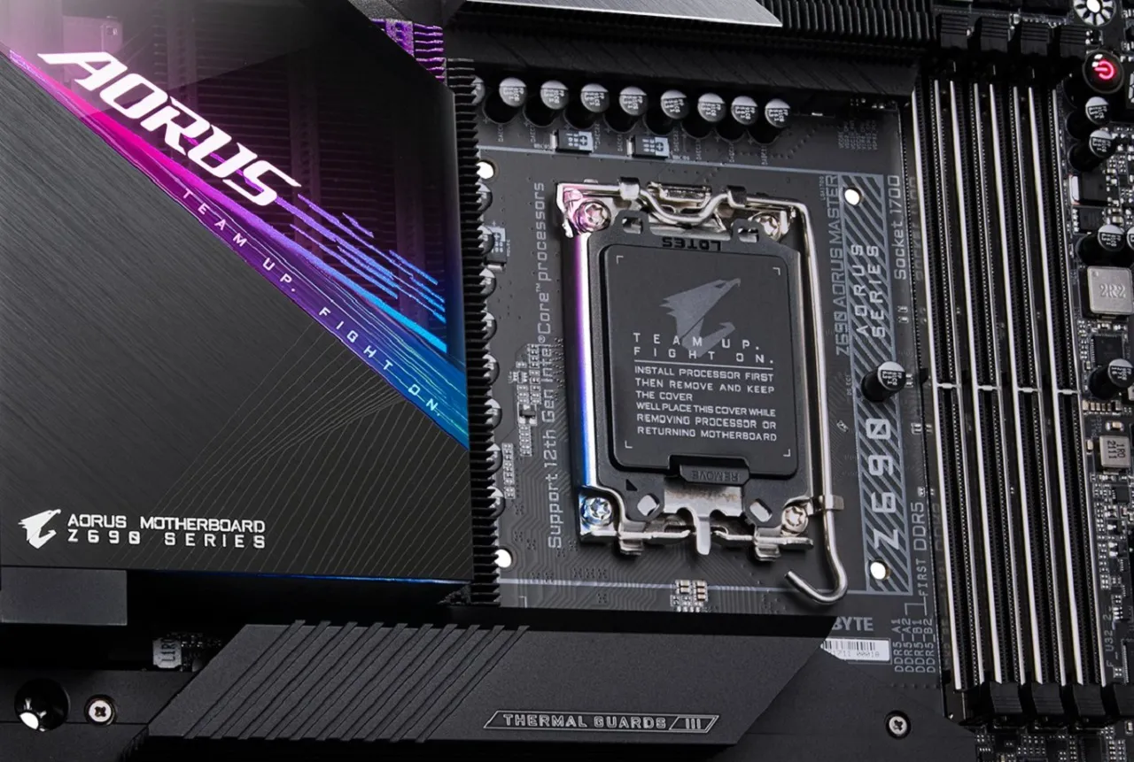 gigabyte-ra-mat-bo-mach-chu-z690-aorus-tin-gaming-gear-3