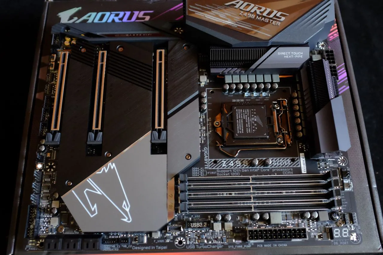 Gigabyte Z490 AORUS Master Rear Panel