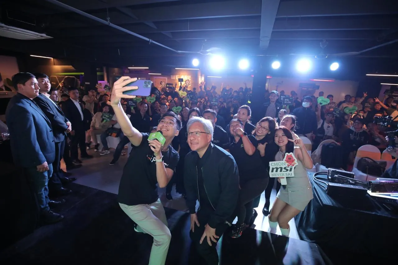 Jensen Huang, CEO of NVIDIA, interacting with fans at the GeForce Fans Party