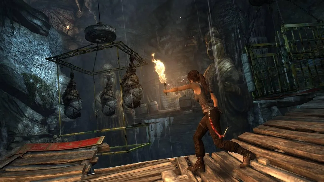 Lara Croft in a tense situation