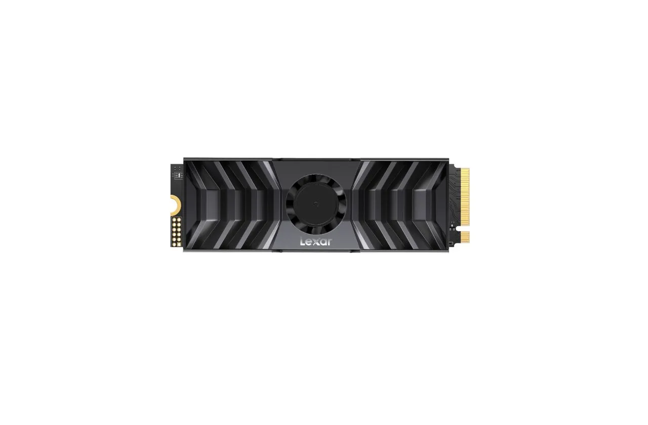Lexar NM790 NVMe M.2 SSD with Heatsink and SL600 Portable SSD