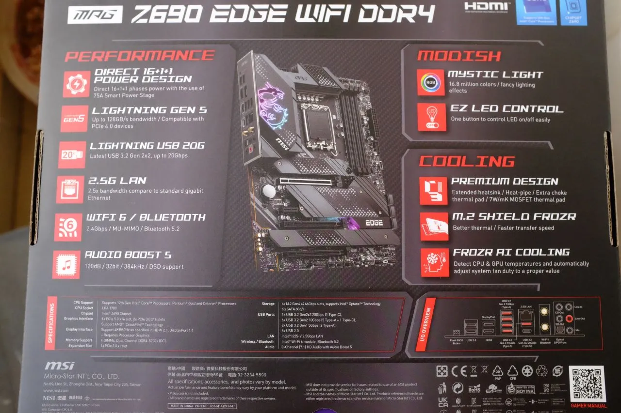 MSI MPG Z690 Edge Wifi DDR4 - Packaging