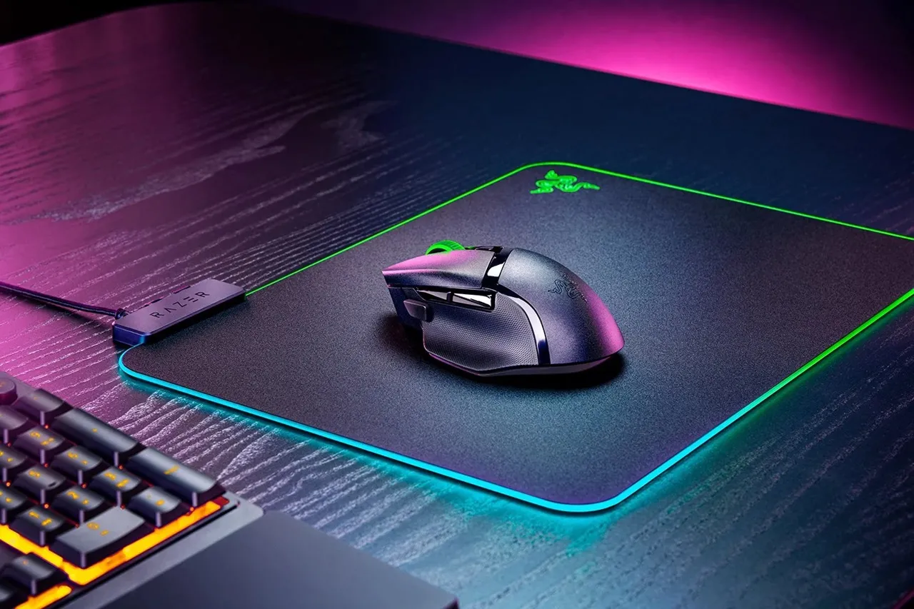 Razer Basilisk V3 Pro with Charging Dock