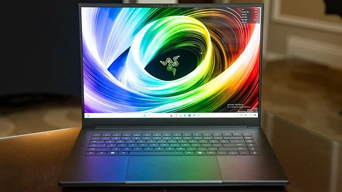 Razer Blade 16 Laptop