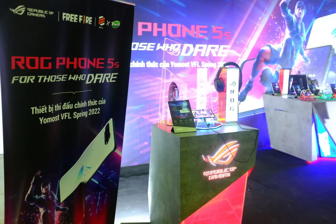 ROG Phone 5s at the Yomost VFL Spring 2022