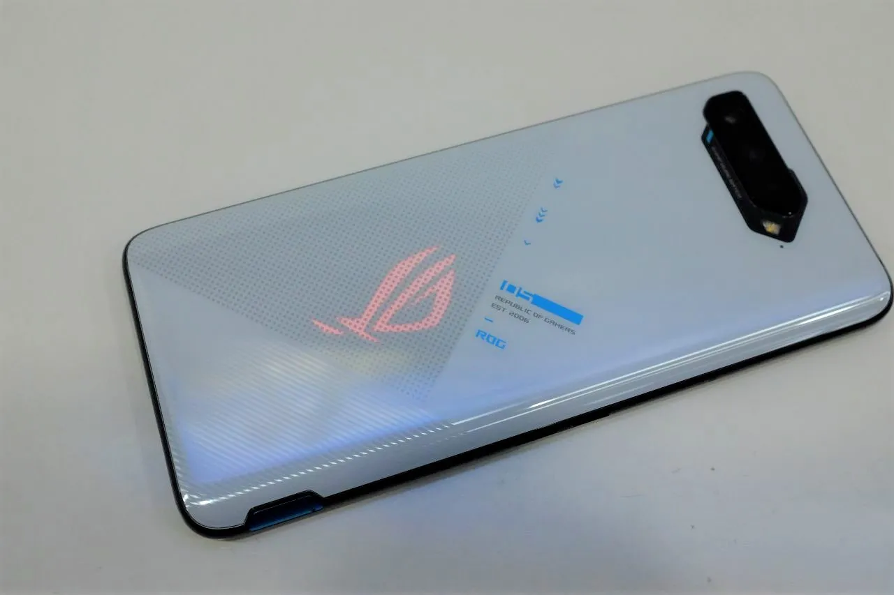 ROG Phone 5s