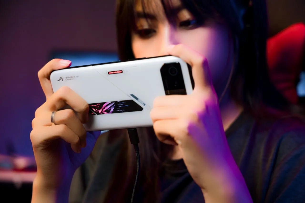 ROG Phone 6 being charged