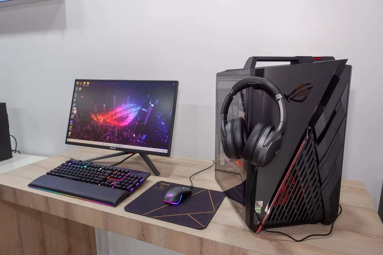 ROG Strix GA35 G35DX and ROG Strix G10DK - New Gaming Desktops from ROG