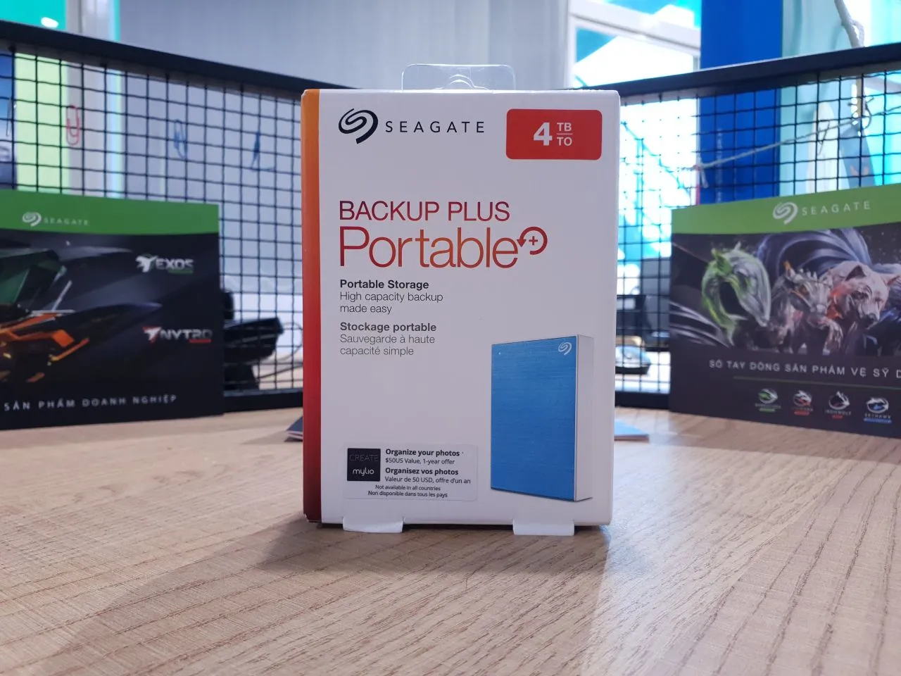 Seagate Backup Plus Portable - Side View