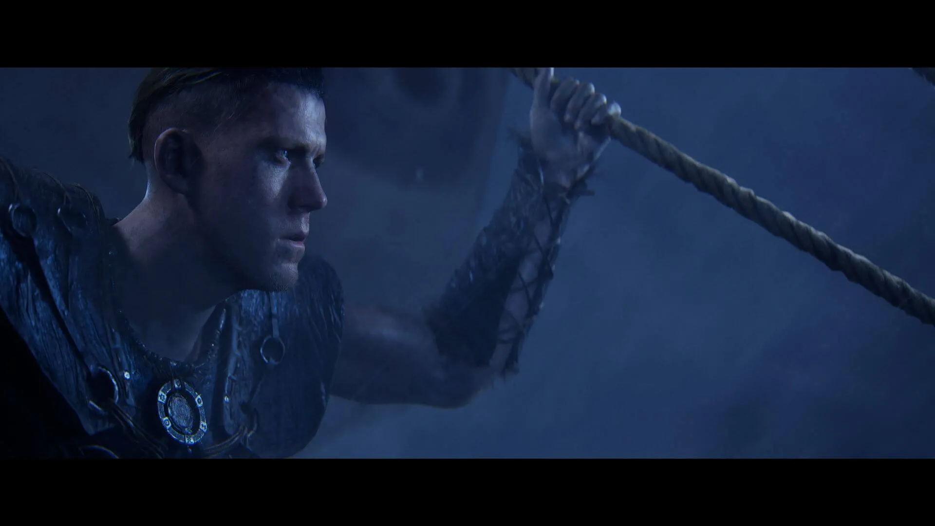 Senua facing a large, imposing figure