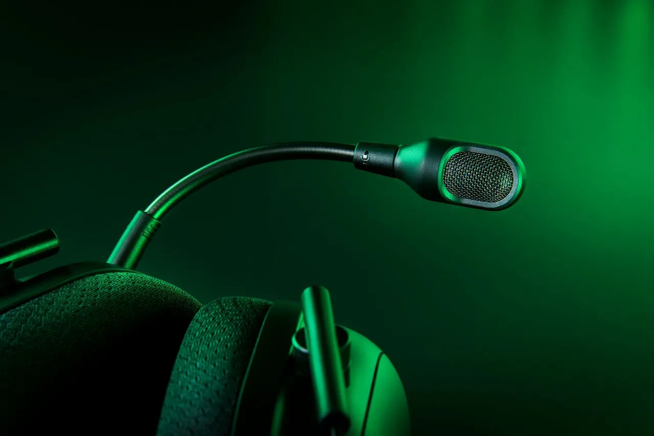 Shotzzy with the Razer BlackShark V2 Pro 2023