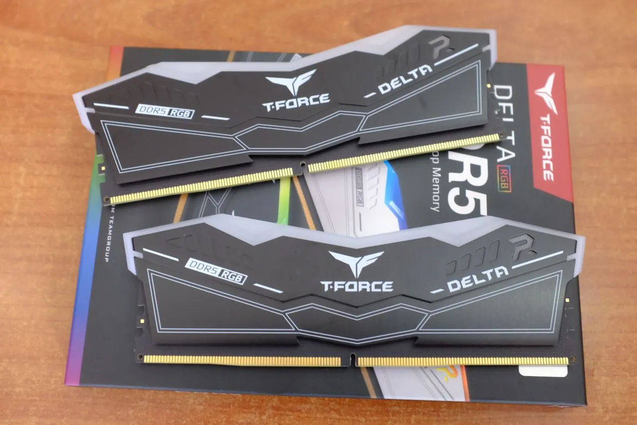 T-Force Delta RGB DDR5 6400MHz - Module Detail