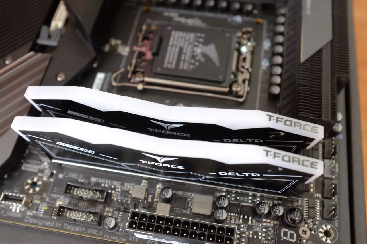 T-Force Delta RGB DDR5 6400MHz - System Integration