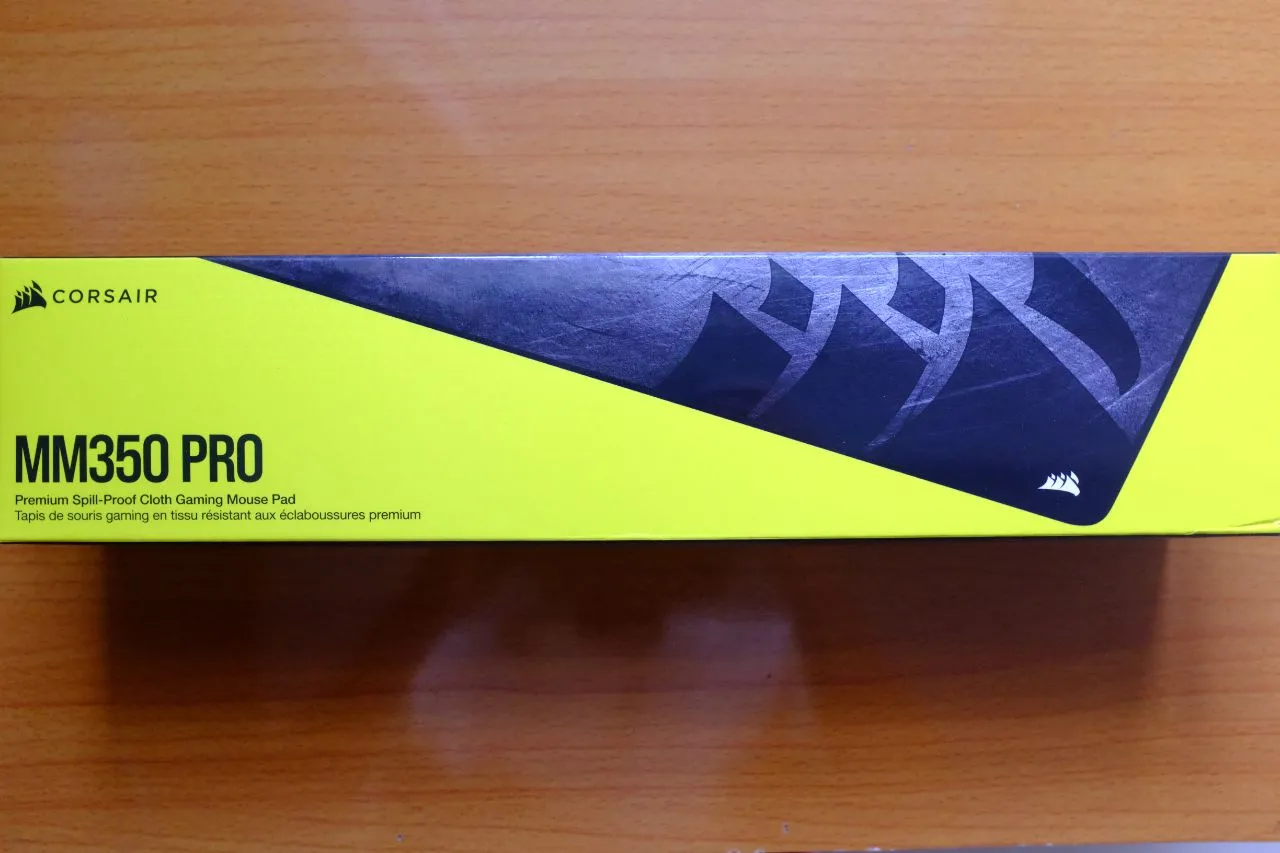 Unboxing the Corsair MM350 Pro Extended XL Sails Edition mouse pad.